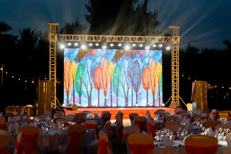 Corporate Beach-side Gala Dinner in Da Nang, Vietnam at Pullman Beach Resort gallery image Corporate Beach-side Gala Dinner in Da Nang, Vietnam at Pullman Beach Resort gallery image