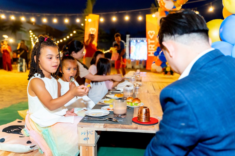 Corporate Beach-side Gala Dinner in Da Nang, Vietnam at Pullman Beach Resort gallery image Corporate Beach-side Gala Dinner in Da Nang, Vietnam at Pullman Beach Resort gallery image
