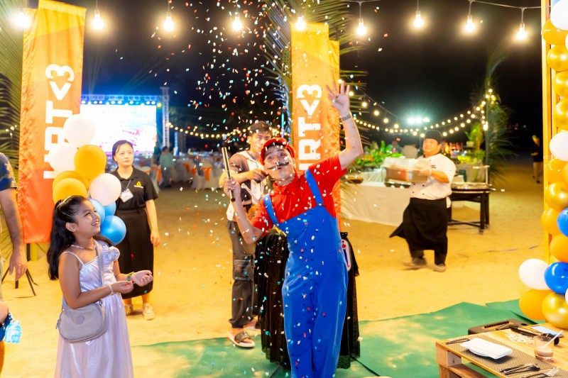 Corporate Beach-side Gala Dinner in Da Nang, Vietnam at Pullman Beach Resort gallery image Corporate Beach-side Gala Dinner in Da Nang, Vietnam at Pullman Beach Resort gallery image