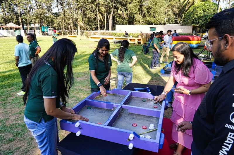 Multi player team carrom activity gallery image