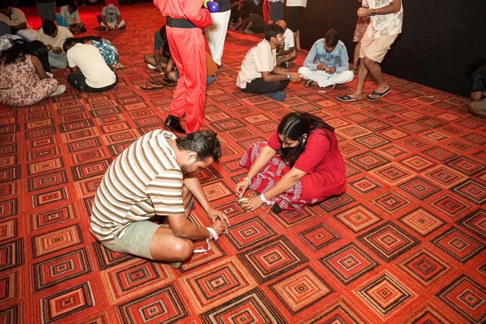 Honeycomb Challenge team building activity