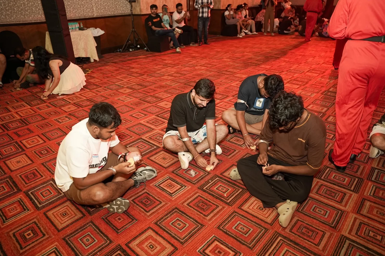Honeycomb Challenge team building activity