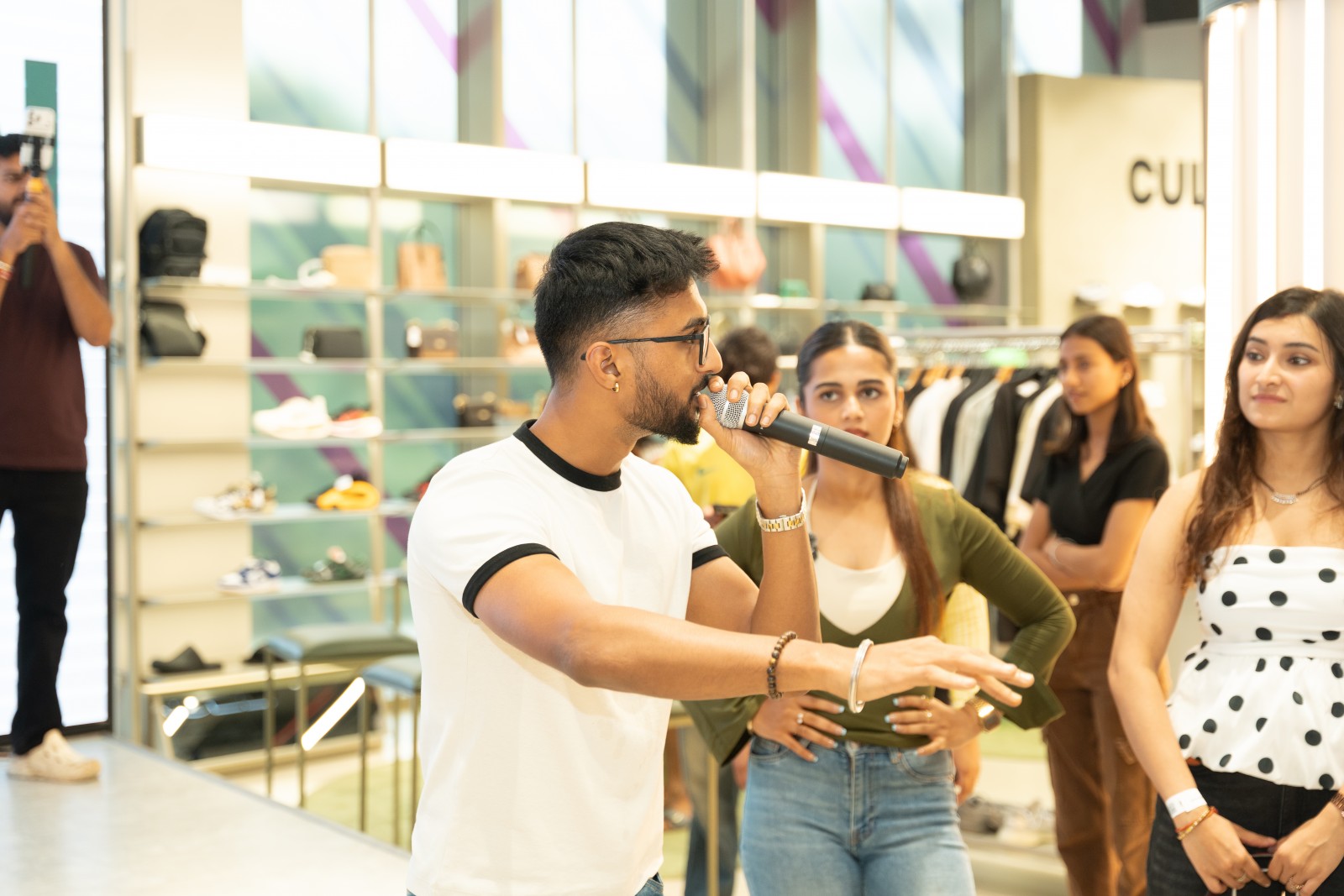 Mall Activation Event by SOS Party | NutraZen gallery image