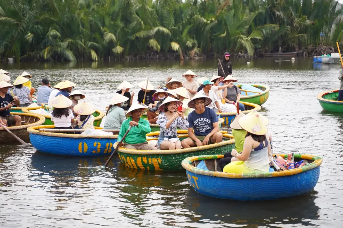 Cultural Experience in Vietnam | SOS Party gallery image