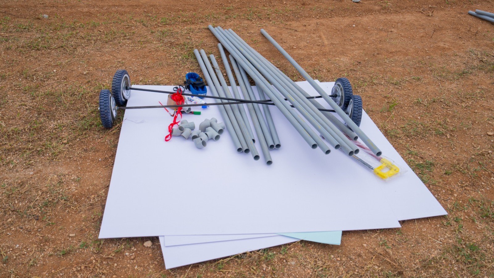 F1 Team Building Activity - Build and Race Cars gallery image