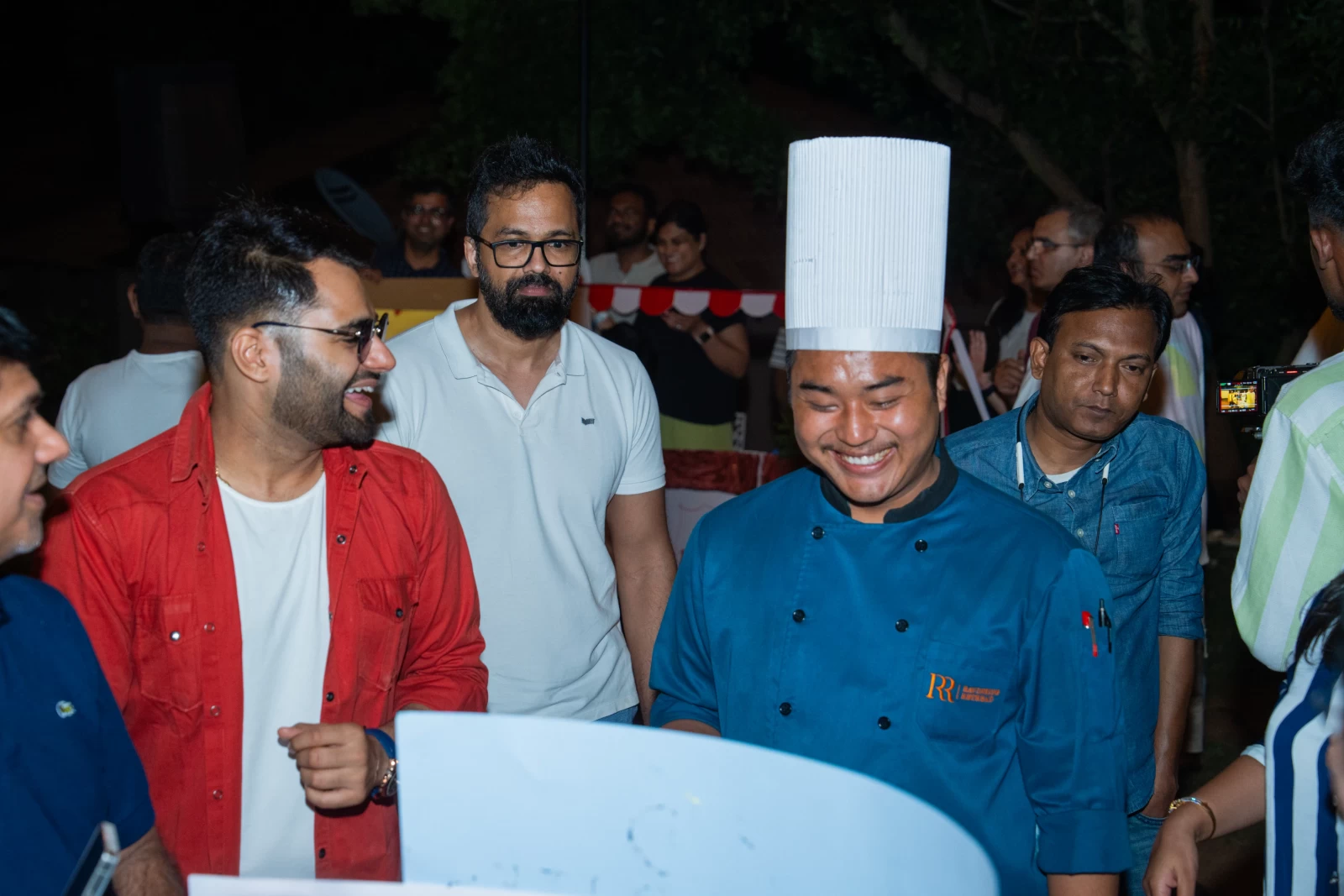 Food Truck Team Building Activity by SOS Party - Culinary Activity for Corporates gallery image