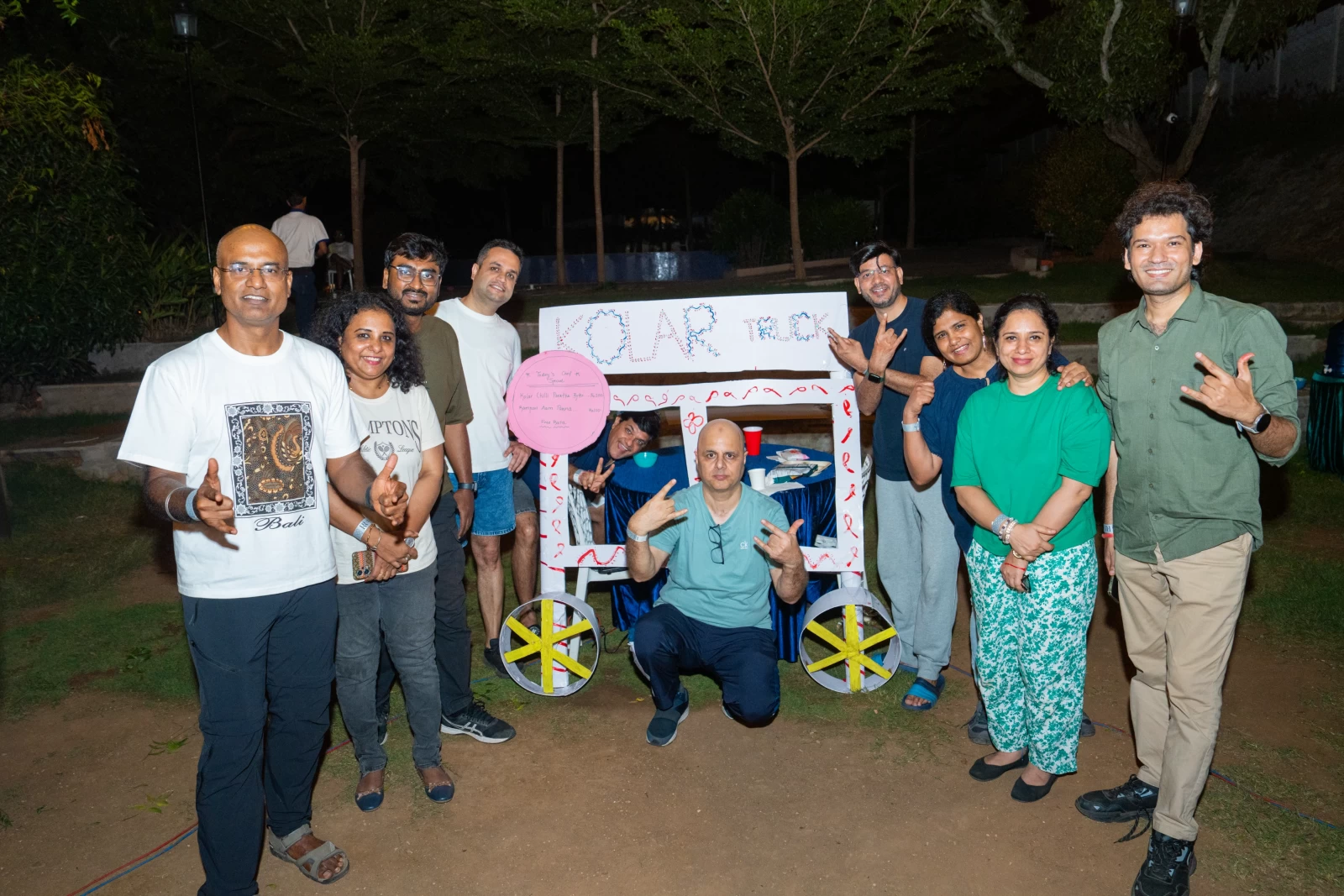 Food Truck Team Building Activity by SOS Party - Culinary Activity for Corporates gallery image