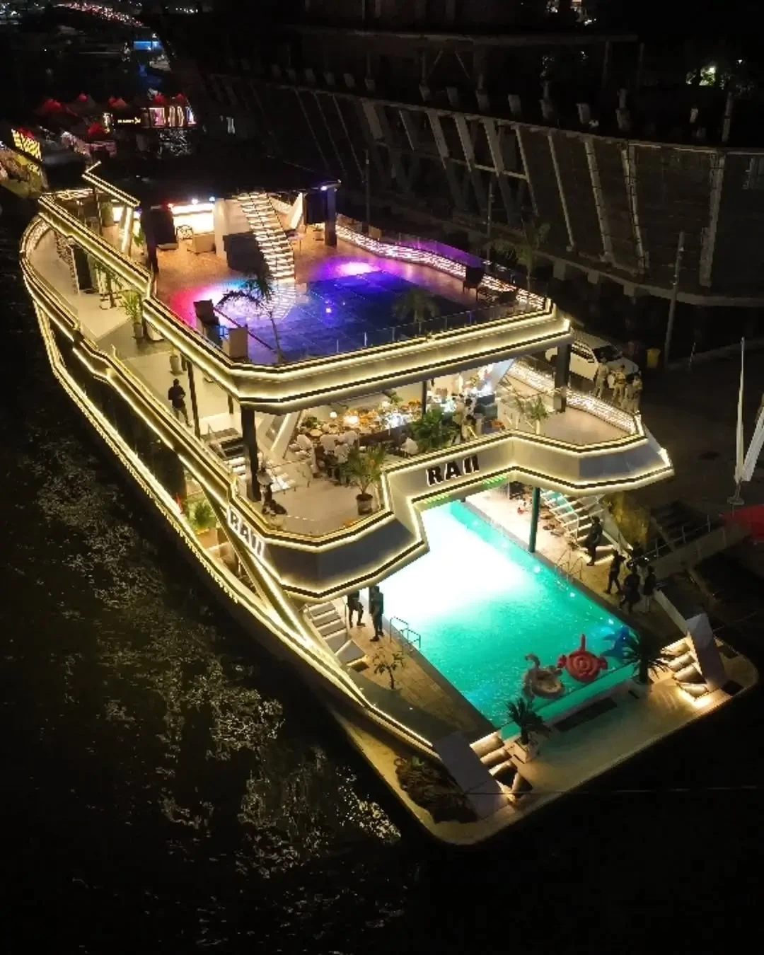 Corporate yacht event by SOS Party
