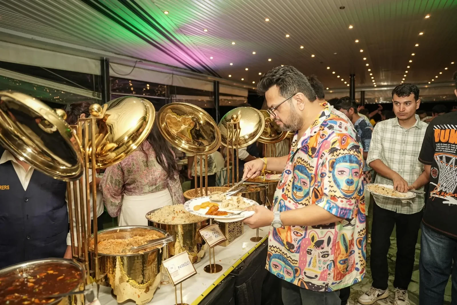 End-to-end corporate offsite management