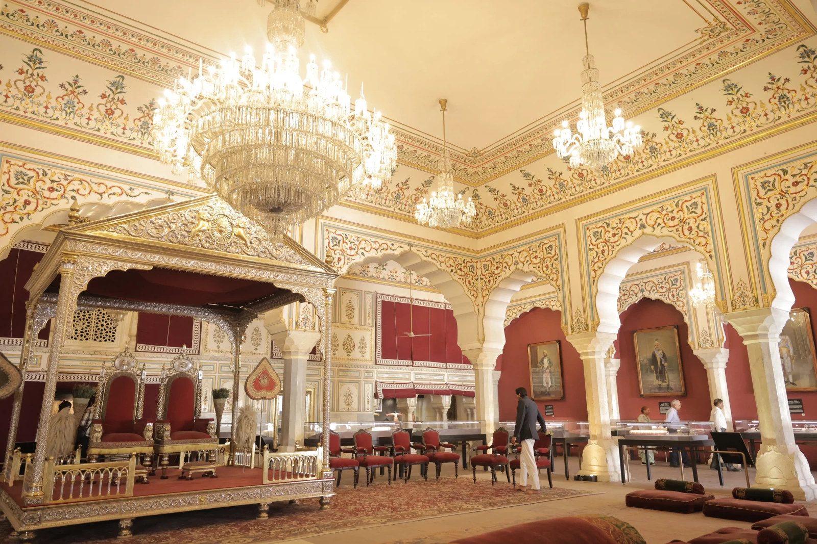 Team bonding during Jaipur city exploration